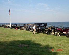 BrassAndGas DSC02225 Over 120 pre-1915 brass era cars arrived in Warwick, at Dick Shappy's home, for an Ice cream social, after driving to Mystic, Connecticut for the day.