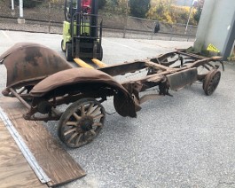 1917 Curtiss OXX-6 Aero Engine Race Car 2019-11-02 IMG_0333 After looking through my "project car" inventory in my downtown warehouse, I picked a period-correct 1917 Cadillac chassis to be used for the new race car...