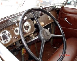 1935 Auburn Model 8-851 Supercharged Phaeton DSC02849