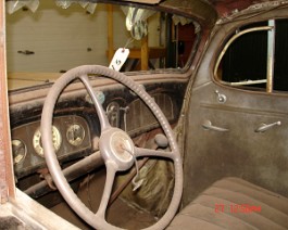 1937 Packard Henney Hearse DSC03505