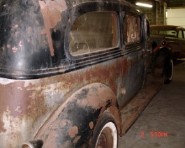 1937 Packard Henney Hearse DSC04779