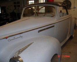 1942 Packard Model 120 Convertible Coupe DSC03247